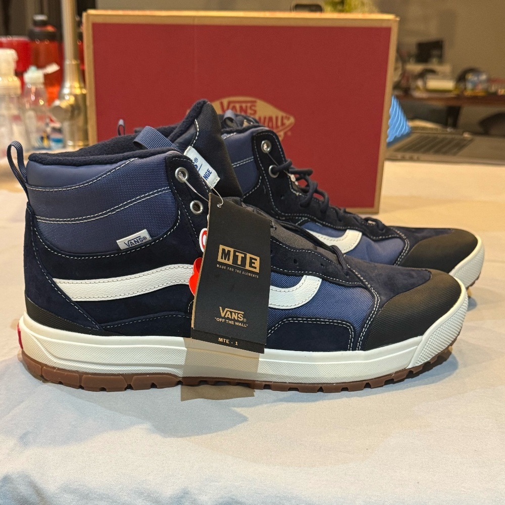 Vans Ultrarange Exo Hi MTE1 NWT